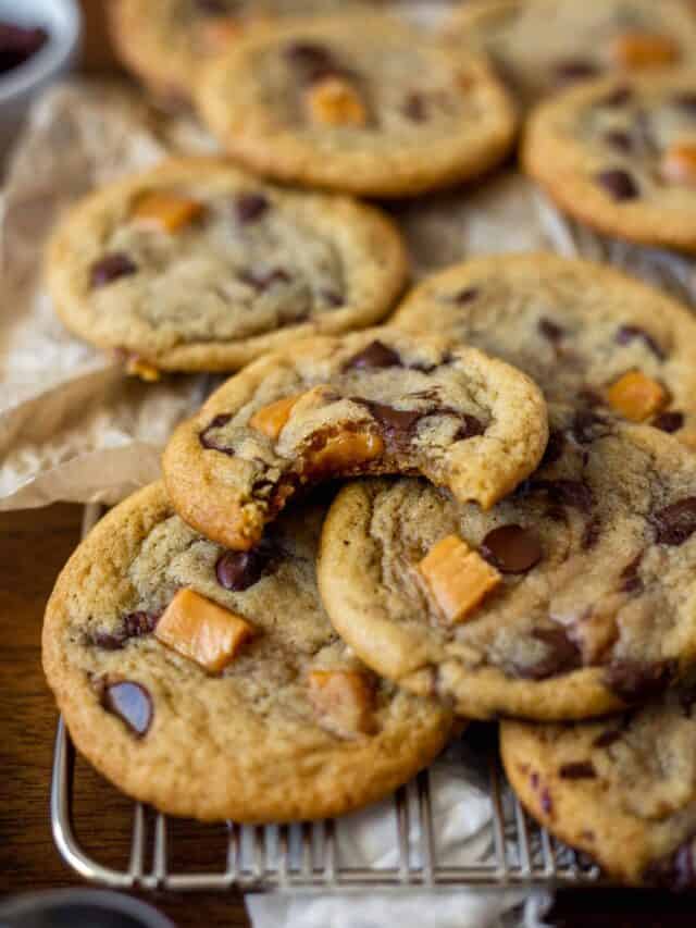 Chocolate Chip Cookies with Salted Caramel